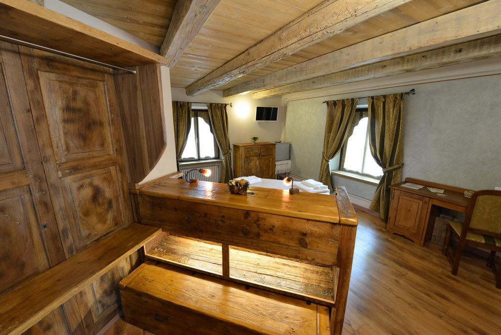 Vecchio Mulino Guest House Аоста Екстериор снимка