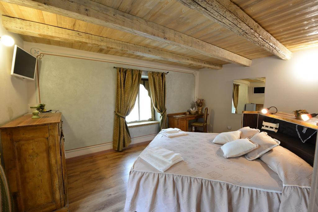 Vecchio Mulino Guest House Аоста Екстериор снимка