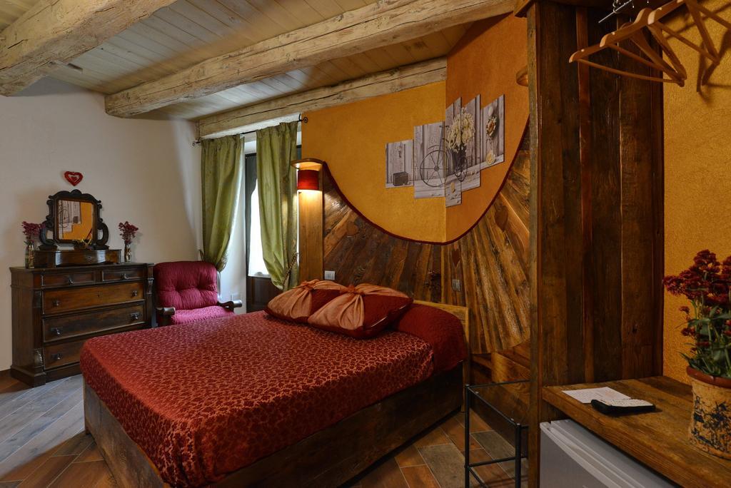 Vecchio Mulino Guest House Аоста Екстериор снимка